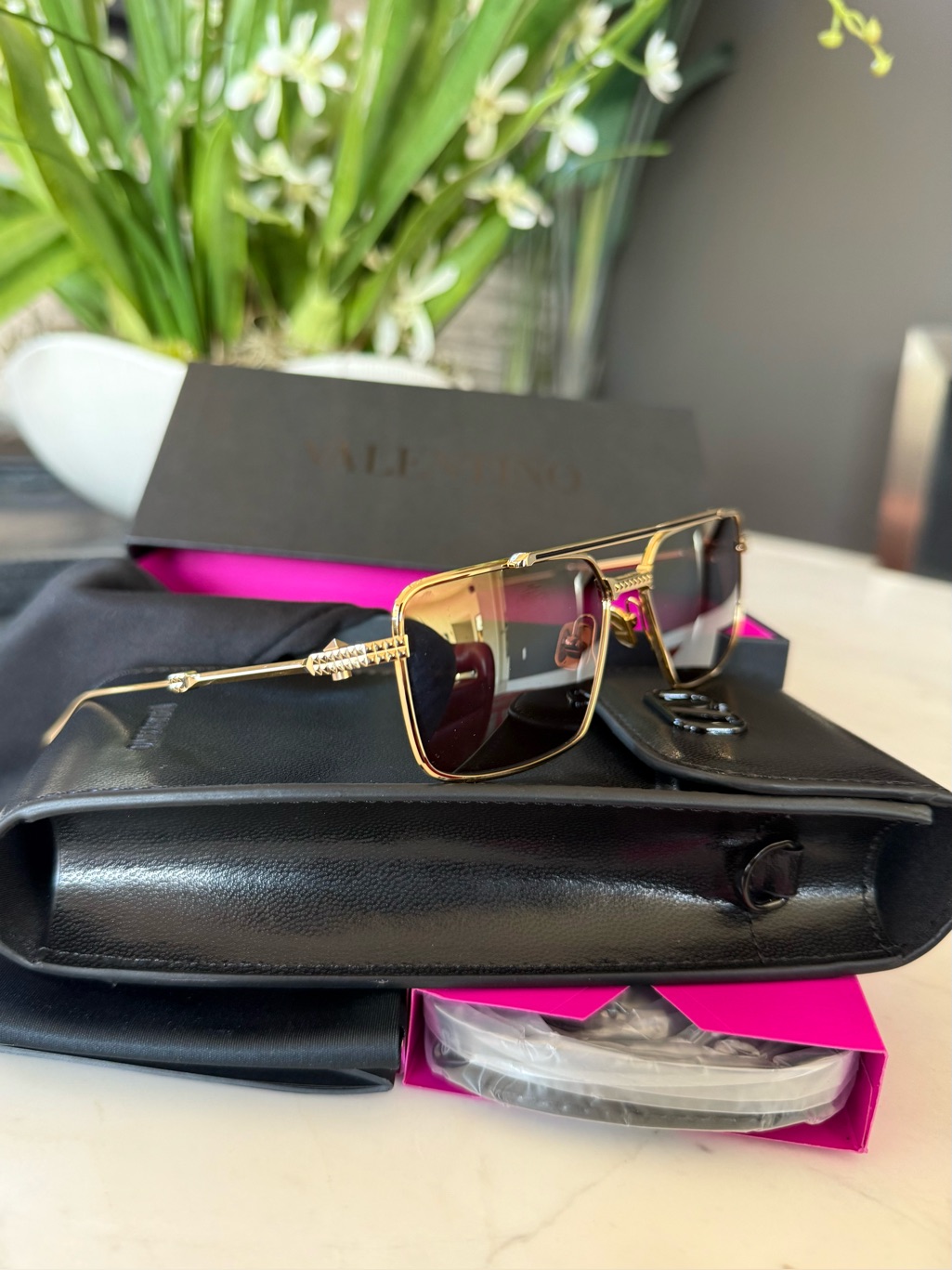 New Valentino V-Sei Vls 111b Titanium Luxury Men’s Sunglasses